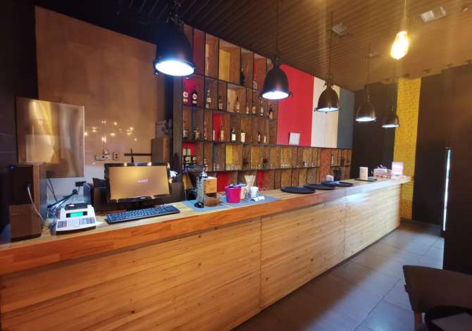 Ambient biznesi me qera 2+1 ne Tirane - 850 Euro