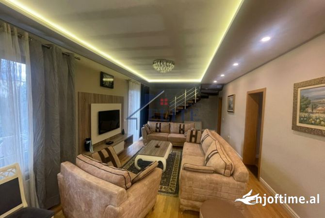 Shtepi me qera 3+1 ne Tirane - 1,350 Euro