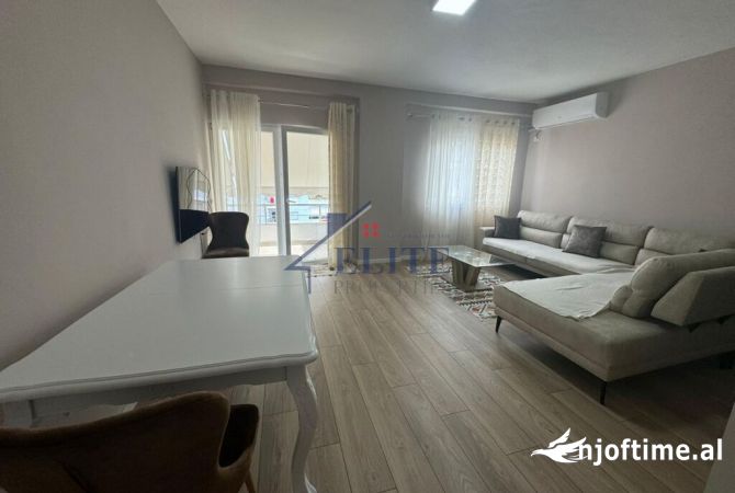 Shtepi me qera 2+1 ne Tirane - 500 Euro