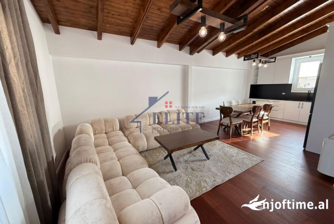 Shtepi me qera 2+1 ne Tirane - 900 Euro