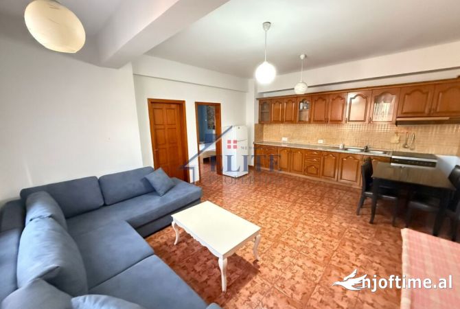 Shtepi me qera 2+1 ne Tirane - 50,000 Leke