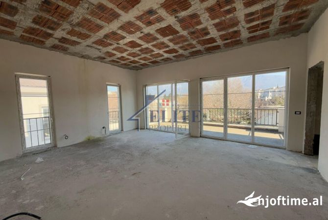 Casa in vendita 5+1 a Tirana - 1,500,000 Euro