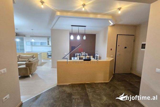 Shtepi me qera Apartament ne Tirane, 2+1, Mobilimi Bosh, pa mobiluar, Pagesa 590  Euro.