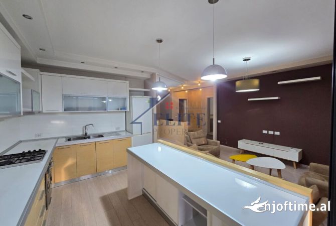 Shtepi me qera 2+1 ne Tirane - 590 Euro