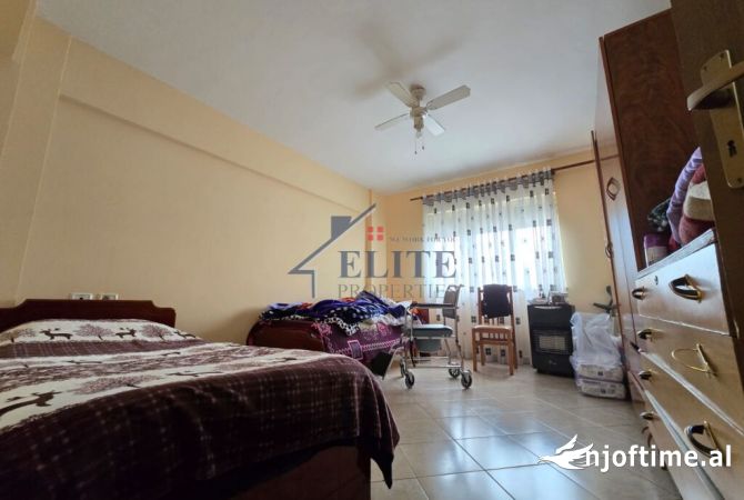 Shtepi me qera 2+1 ne Tirane - 400 Euro