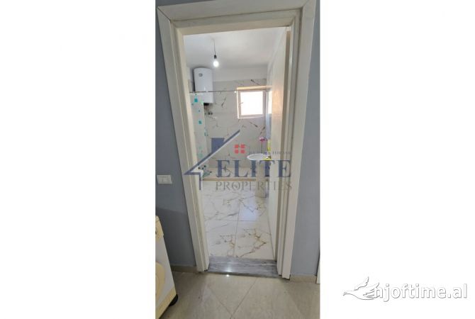 Shtepi ne shitje Apartament ne Tirane, 2+1, Mobilimi Pjeserisht e mobiluar, Pagesa 193,000  Euro.