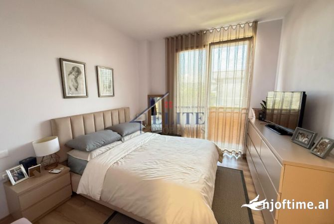 Shtepi ne shitje Vila Luksoze ne Durres, 3+1, Mobilimi E mobiluar, Pagesa 398,000  Euro.