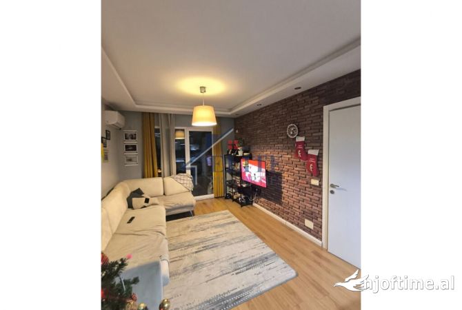 Shtepi ne shitje 2+1 ne Tirane - 285,000 Euro