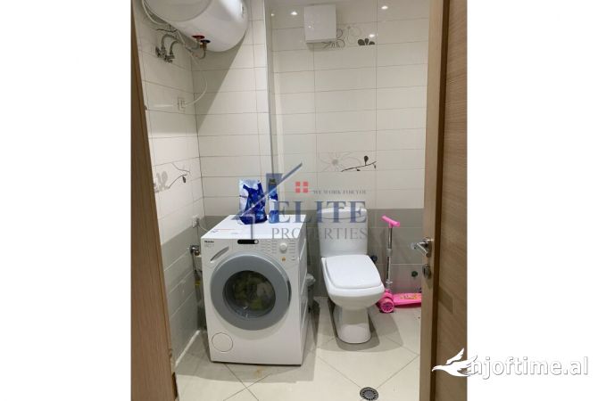 Shtepi ne shitje Apartament ne Tirane, 2+1, Mobilimi E mobiluar, Pagesa 216,240  Euro.