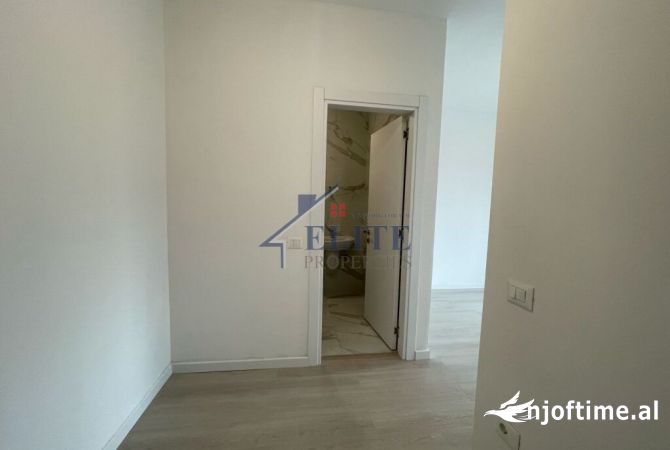 Ambient biznesi me qera 3+1 ne Tirane - 750 Euro