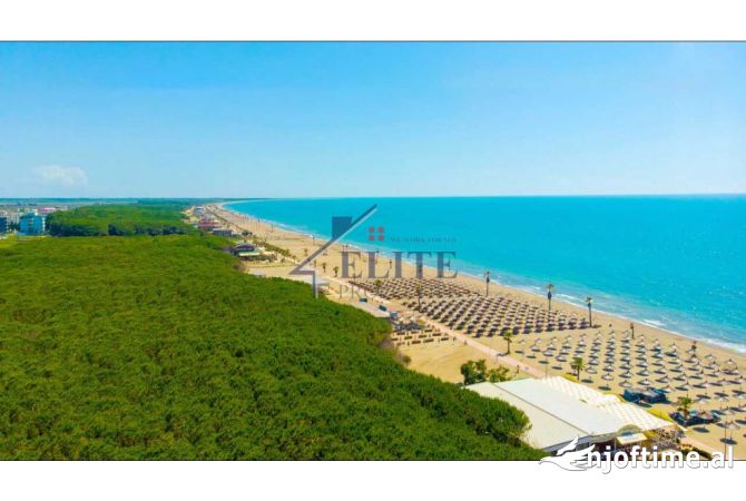 Truall ose Toke  ne Durres - 500,000 Euro