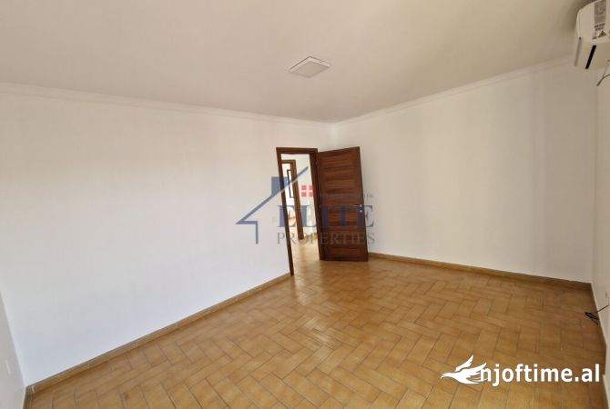 Ish Blloku prane Xheko Imperial, zyre me qira