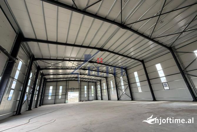 Ambient biznesi me qera 4+1 ne Tirane - 5,000 Euro