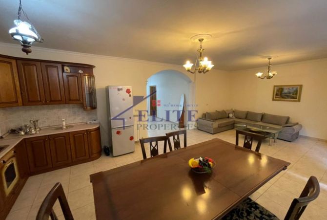 Shtepi me qera 3+1 ne Tirane - 850 Euro