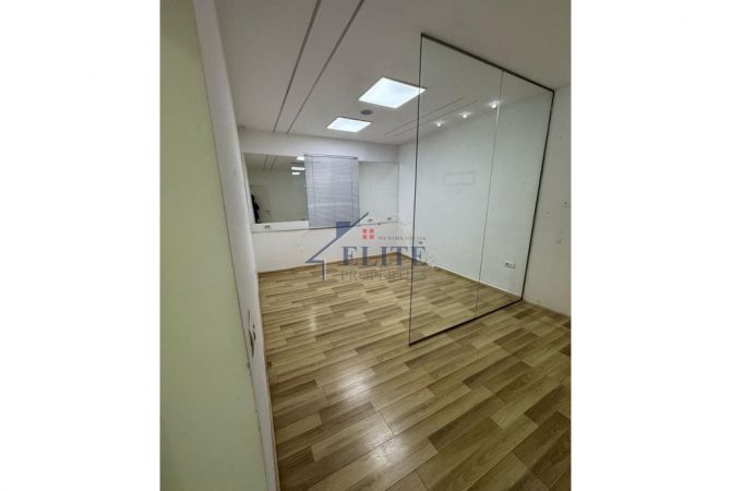 Business Property for Rent 3+1 in Tirana - 600 Euro