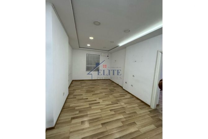 Ambient biznesi me qera 3+1 ne Tirane - 600 Euro