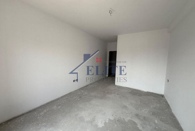Shtepi ne shitje Apartament ne Tirane, 1+1, Mobilimi Bosh, pa mobiluar, Pagesa 100,260  Euro.