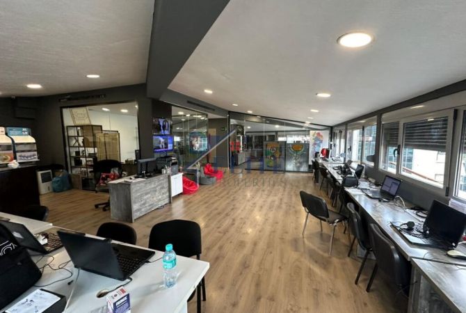 Tregu Elektrik, zyra me qira