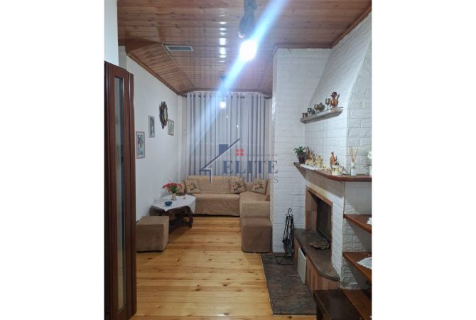 Casa in vendita 4+1 a Elbasan - 280,000 Euro