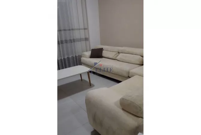 Shtepi me qera 1+1 ne Tirane - 650 Euro