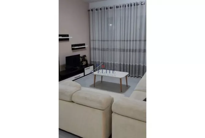 Shtepi me qera 1+1 ne Tirane - 650 Euro