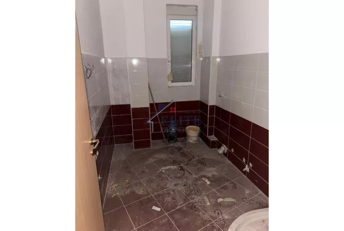 Apartment for sale in Tirana 2+1, Emty