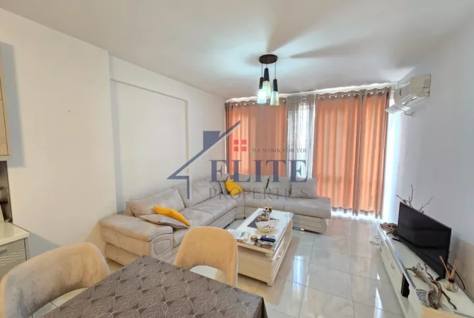 Casa in affitto 2+1 a Tirana - 100,000 Leke