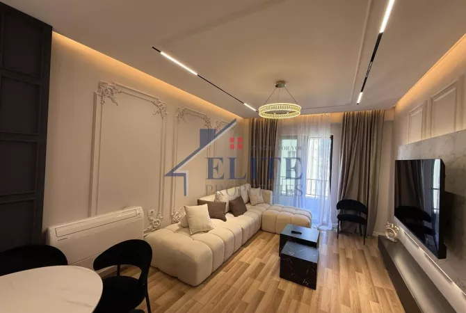 Shtepi me qera 2+1 ne Tirane - 1,000 Euro