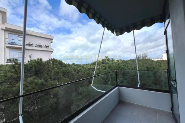 Shtepi ne shitje Apartament ne Durres, 2+1, Mobilimi Bosh, pa mobiluar, Pagesa 135,000  Euro.