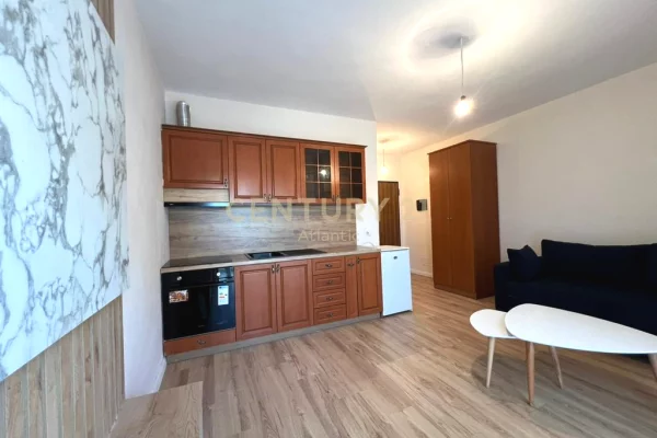 Shtepi ne shitje Apartament ne Durres, Garsoniere, Mobilimi E mobiluar, Pagesa 55,000  Euro.
