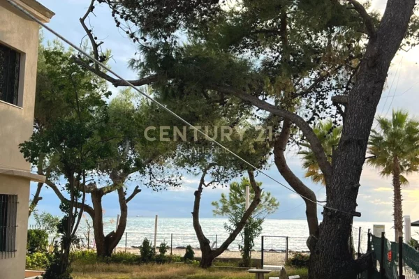 Shtepi ne shitje Apartament ne Durres, Garsoniere, Mobilimi E mobiluar, Pagesa 55,000  Euro.