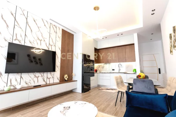 Shtepi ne shitje Apartament ne Durres, 1+1, Mobilimi E mobiluar, Pagesa 260,000  Euro.