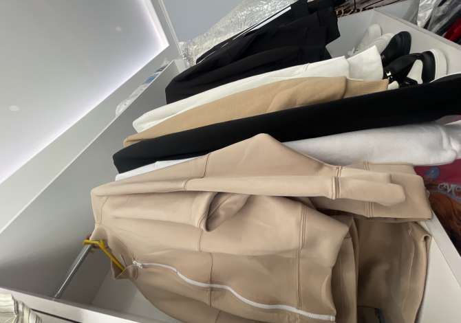 Shitet biznesi-konfeksione: te gjitha llojet e veshjeve per femra & meshkuj dhe per te gjitha moshat