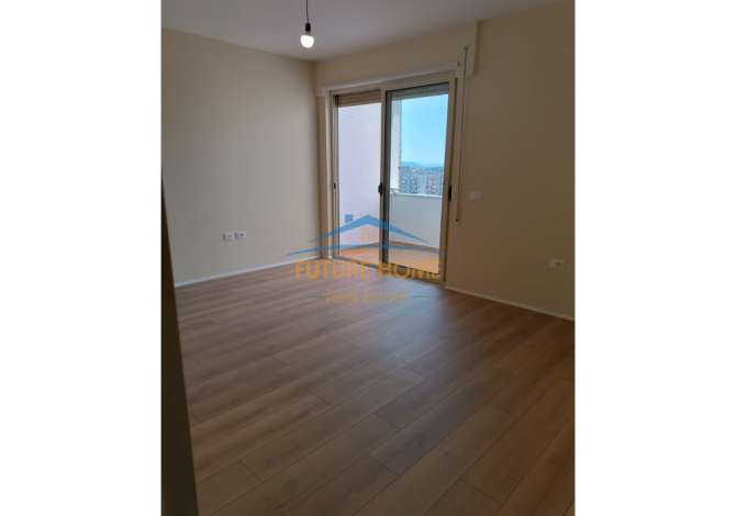 Shtepi ne shitje Apartament ne Tirane, 1+1, Mobilimi Bosh, pa mobiluar, Pagesa 125,000  Euro.
