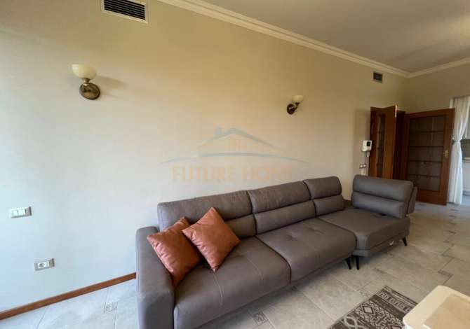 Shtepi me qera 2+1 ne Tirane - 1,500 Euro