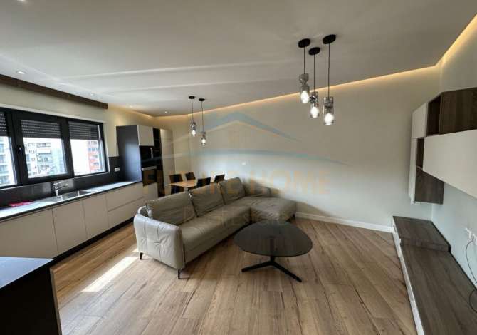 Shtepi me qera 2+1 ne Tirane - 450 Euro