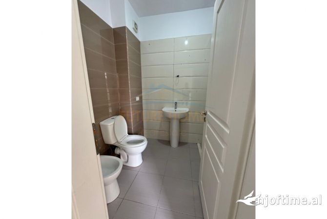 Shtepi ne shitje 1+1 ne Tirane - 155,000 Euro
