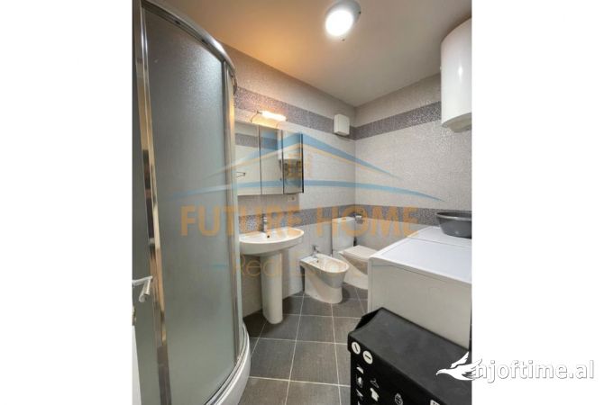 Shtepi me qera 3+1 ne Tirane - 2,000 Euro