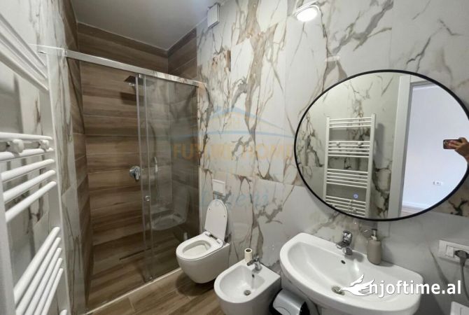 Shtepi me qera 1+1 ne Tirane - 680 Euro