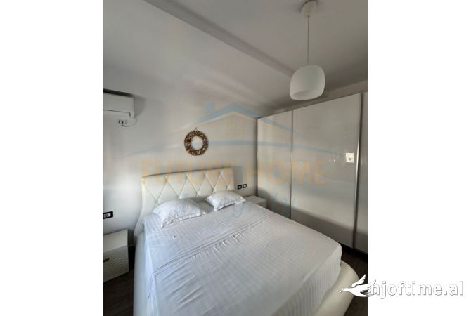 Shtepi me qera 2+1 ne Tirane - 650 Euro