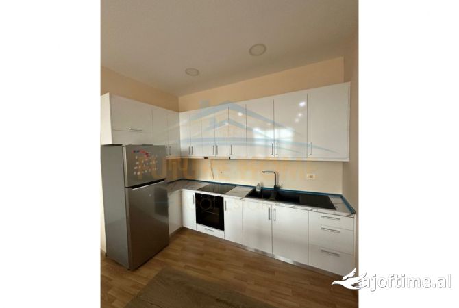Shtepi me qera 2+1 ne Tirane - 500 Euro