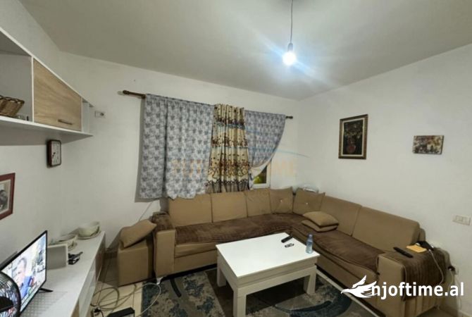 Shtepi ne shitje 1+1 ne Tirane - 64,500 Euro