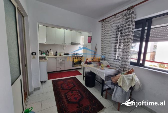 Shtepi ne shitje 3+1 ne Tirane - 144,000 Euro