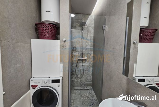 Shtepi me qera 2+1 ne Tirane - 1,200 Euro