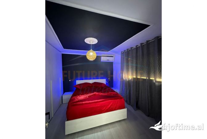 Shtepi me qera Apartament ne Tirane, 1+1, Mobilimi E mobiluar, Pagesa 630  Euro.