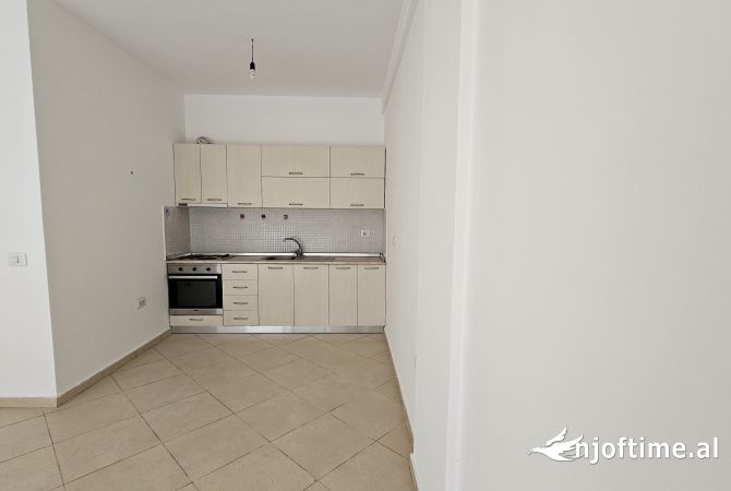 Shtepi ne shitje 1+1 ne Tirane - 109,000 Euro
