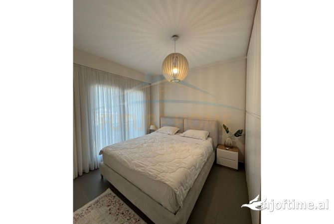 Shtepi me qera 1+1 ne Tirane - 1,250 Euro