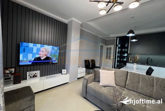 Shtepi ne shitje Apartament ne Durres, 2+1, Mobilimi E mobiluar, Pagesa 120,000  Euro.