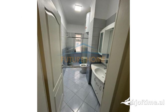 Shtepi me qera Apartament ne Tirane, 2+1, Mobilimi E mobiluar, Pagesa 700  Euro.