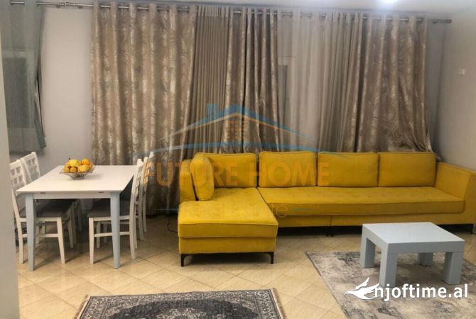 Shtepi me qera Apartament ne Tirane, 2+1, Mobilimi E mobiluar, Pagesa 650  Euro.